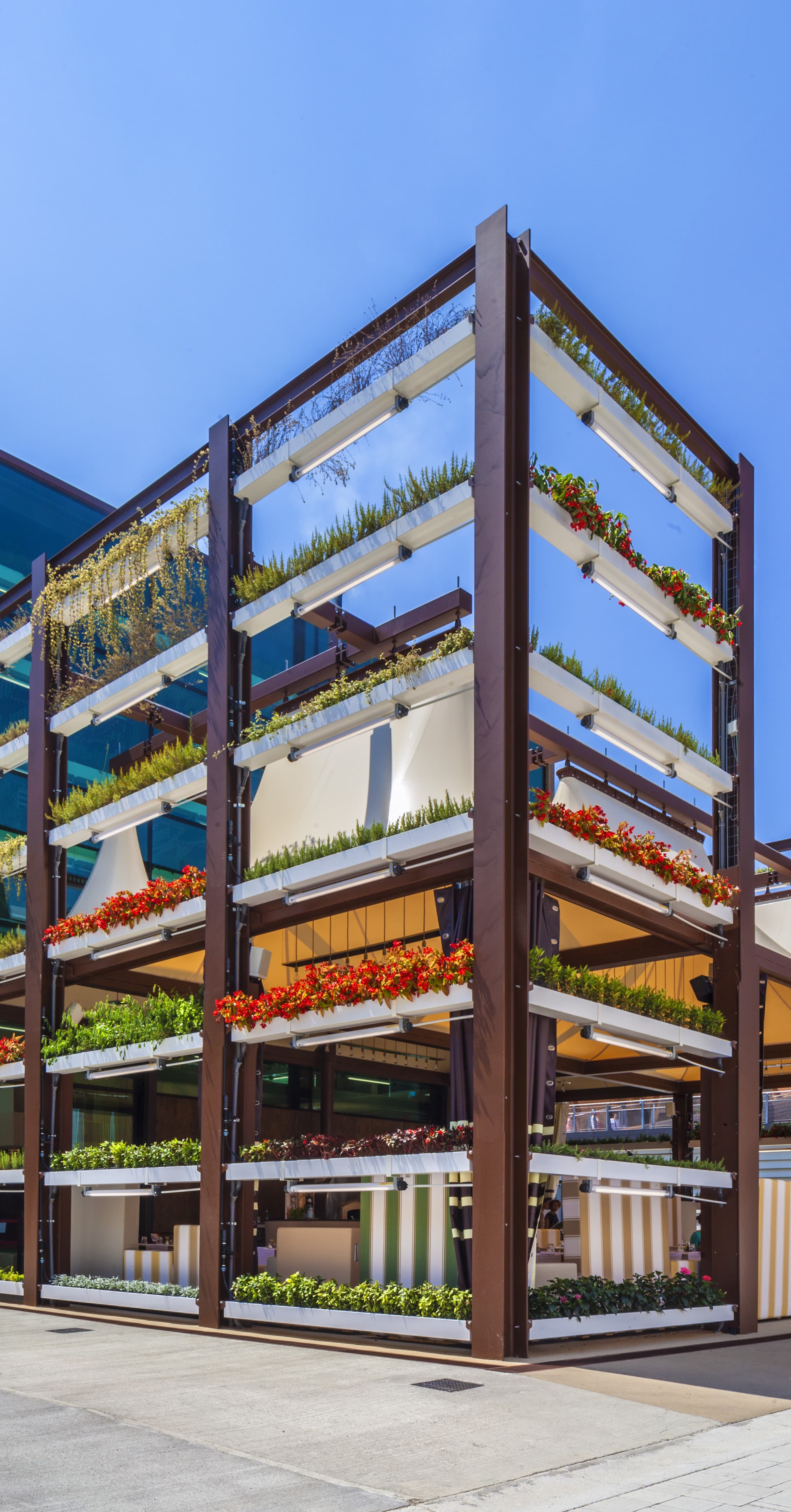 Kuwait Expo Restaurant — copertura tessile Diaferia